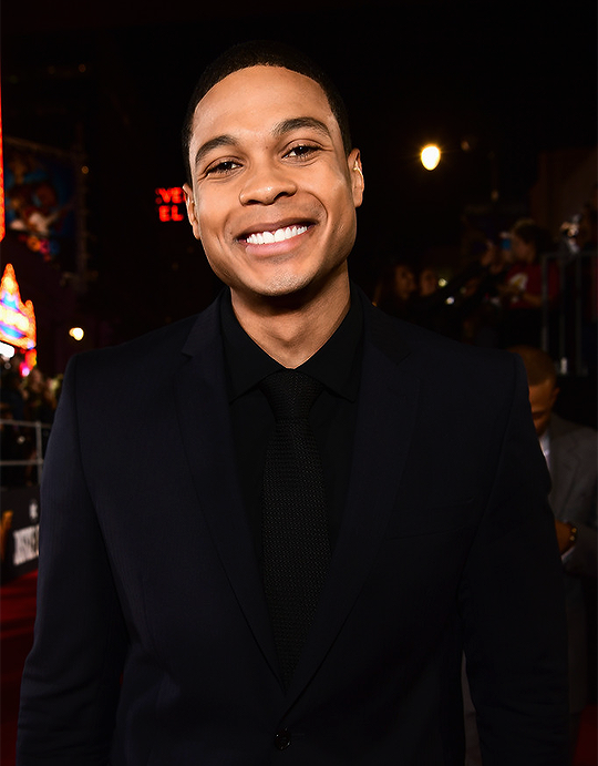 dcmultiverse:Ray Fisher attends the premiere of Warner Bros. Pictures’ “Justice