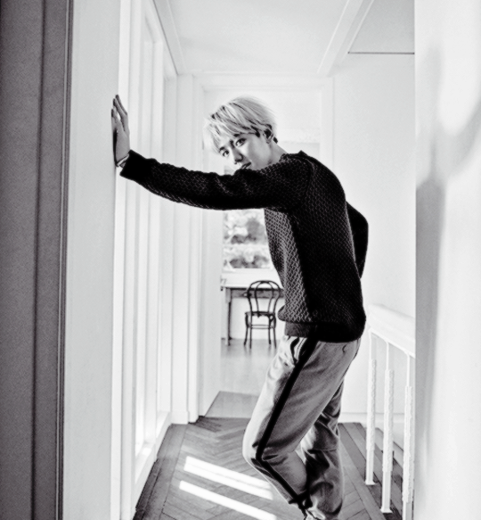 ohhsenshine:  baekhyun - elle new scans 