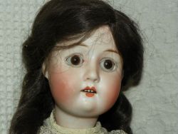 hazedolly:  Woeful dolly Source: eBay.com