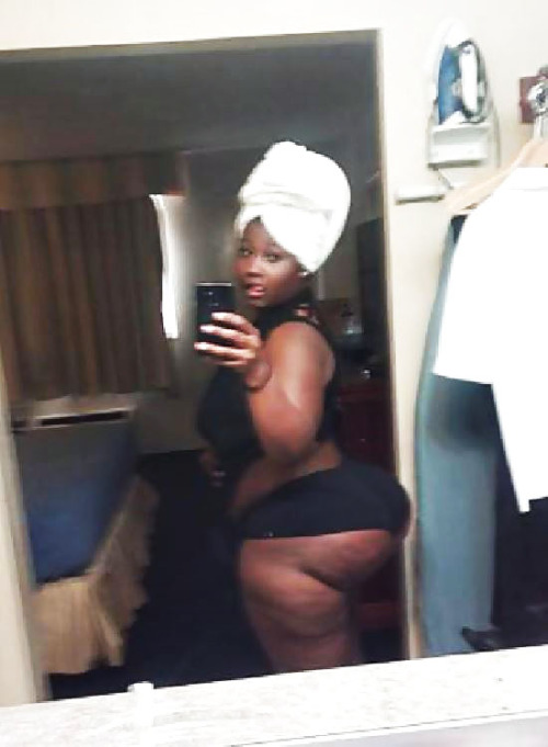 realbuttrear:  The incredible Big Booty Zateria Mack…AKA Ms Pacman!!!