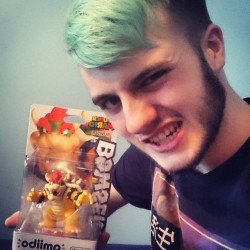 Strange-Wuff:rawwwrrrr!! My Super Mario Edition Bowser Amiibo Came Today! Isn’t