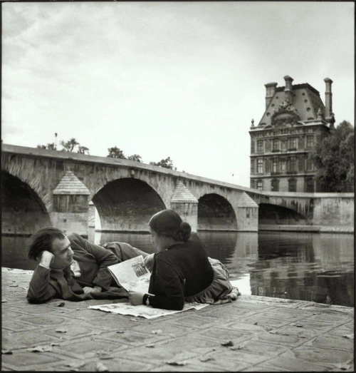sure-i-m-decent: Robert A. McCabe, The Pont Royal and the Pavillon de Flore, Paris