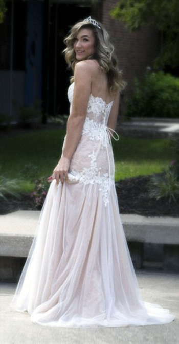 sissichloe:  Landon Patterson, homecoming queen,Oak Park High School, Kansas City,