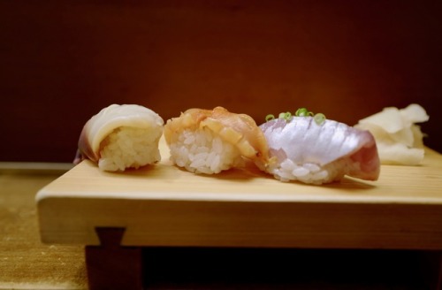 brazilbazar:jasmine7031:I ate sushi for dinner after watch the movie.Mackerel and sea bream sashimi 