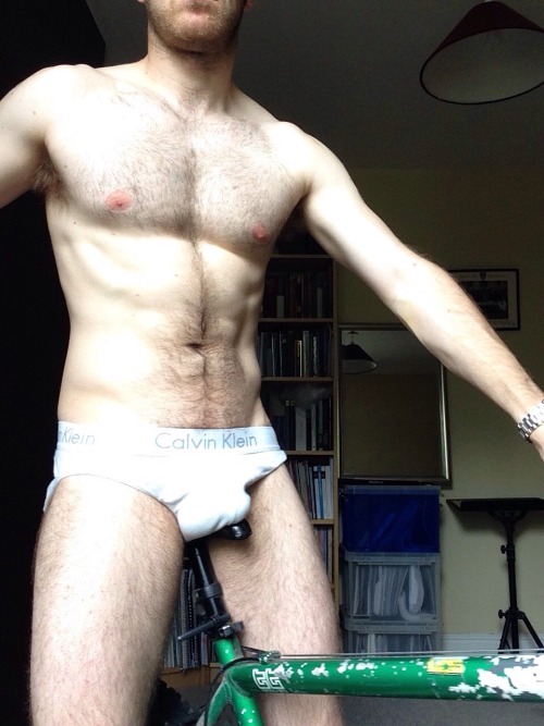 yourfavoritegayzine:    tumblr: yourfavoritegayzine.tumblr.com | twitter: @urfavgayzine   