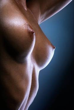 Bigtitsstraightsex:  Boobs Up Close