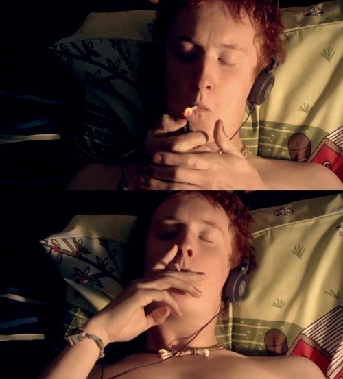 adoringskiins:  &gt;&gt; Skins UK Blog &lt;&lt;