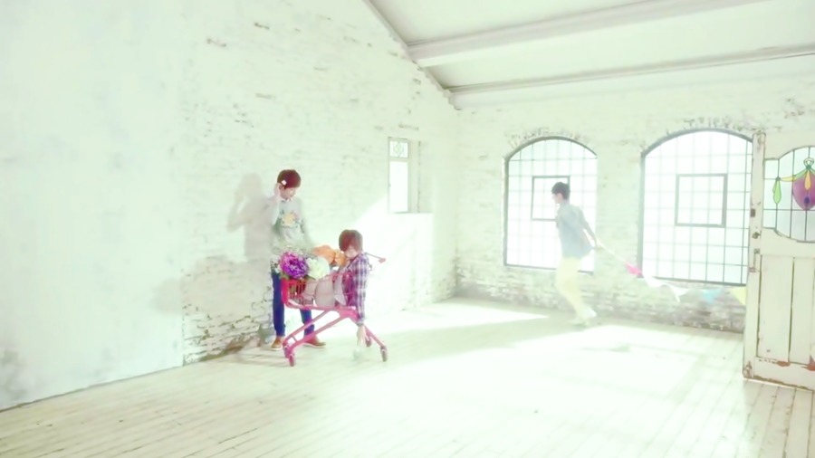 puifaipanita:  [cap] BOYFRIEND「瞳のメロディ」（Short Ver.）4 