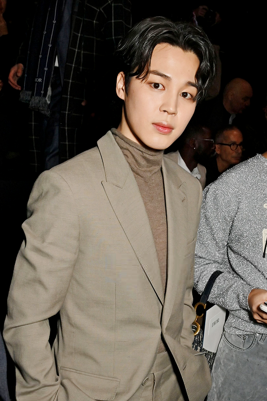 JIMIN & J-HOPE : THE DIOR HOMME MENSWEAR FALL-WINTER 2023-2024