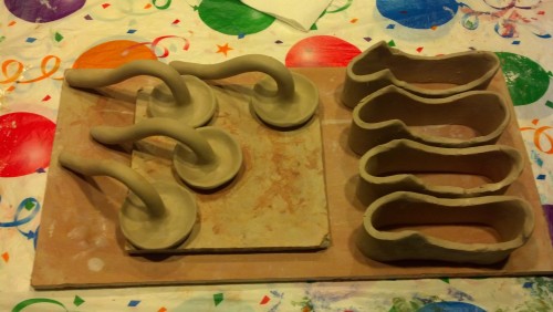 mushroom pipes and their custom-made kiln stands. Drying after being made