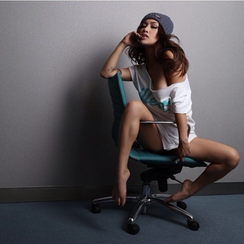 msashleyvee:  iLLin.. 🙇  Shot by @babeblvd for @iLLestbrand #illest #fatlace #ashleyvee @markfatlace 