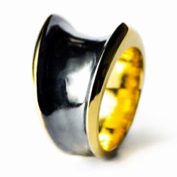 macabregadgets:  ARMOUR I RING MACABREGADGETS.COM #macabregadgets #jewelry #black #fashion #pure #ring #light #sculpture #ring #armor #armour #silver #sterlingsilver #gold #blackfashion #allblack #fashionjewelry 