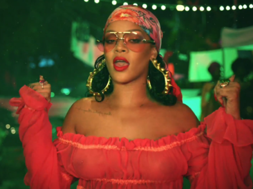 nybestcelebs:Rihanna 2017 😍🤤