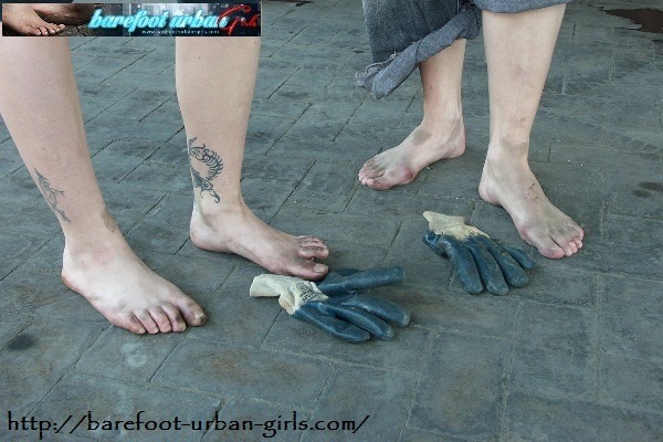 SIZZLING HOT UPDATE from BAREFOOT URBAN GIRLS!!! This week we have Barefoot Urban