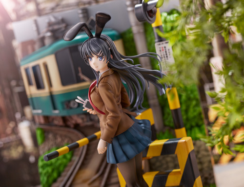 Seishun Buta Yarou wa Bunny Girl Senpai no Yume wo Minai - 1/7 Mai Sakurajima (Enoden Ver.) Figure b