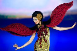 la-musemalade: viciousdream:  Hong Kong Fashion Week  reblogged with tintum.