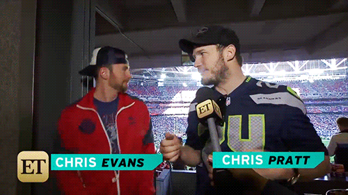 master-of-duct-tape:(x)I swear, Evans does not stop bouncing around this entire interview  Evans looks like a 5yo boy hahahahaha #teamevans