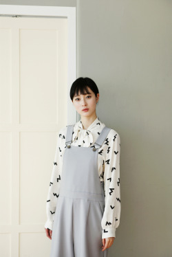 daeum: tie blouse42,500원