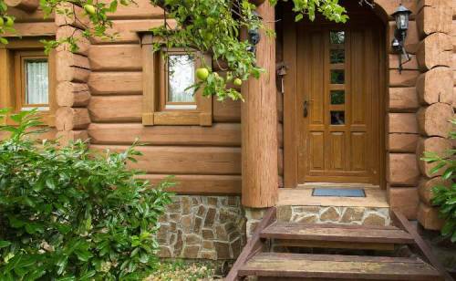 Handcrafted Log Home - Budapest, Hungary