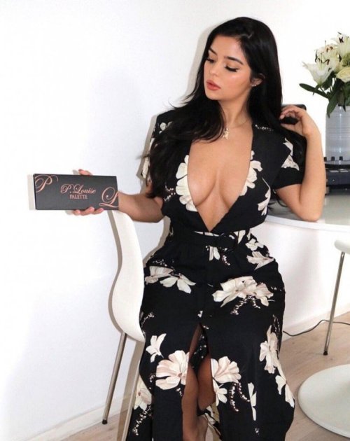 95년생 영국모델 Demi Rose