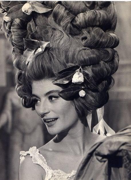 Anouk Aimee - Le voci bianche (1964)