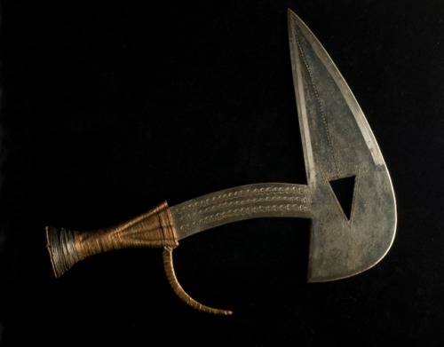 Throwing knife, Central Africa, 19th century.