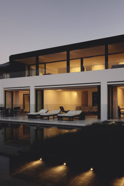 livingpursuit:    Home in Balmoral by Redgen