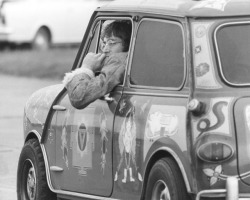 electripipedream: John Lennon in George Harrison’s painted Mini Cooper1967