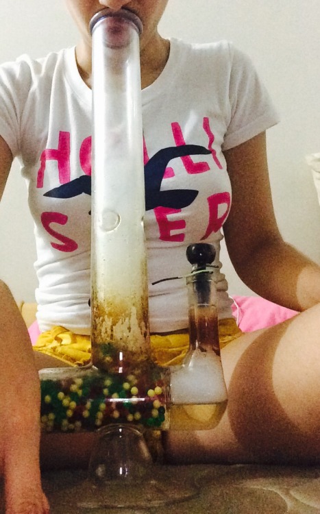 classynst0ned:  rarshock:  classynst0ned:  love-420hunny:  classynst0ned:  i-art-you:  classynst0ned:  Bonging 🍁  My ex has a bong just like this, but what are all those little colored balls in yours!?  They are diffuser beads and they cool down the