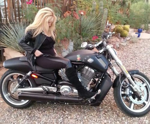 Chicks and Choppers