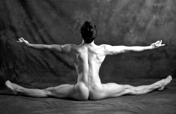 guysdoingthesplits:  abeautifulindiscretion:  Split Manner  (via TumbleOn) 