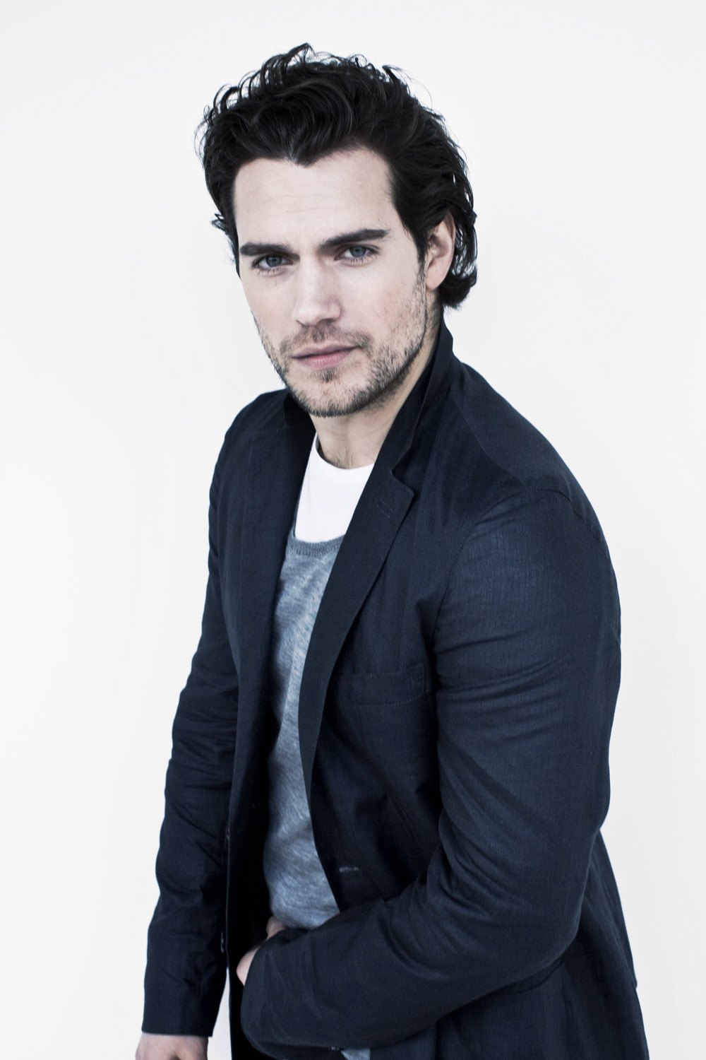 amancanfly:  Henry Cavill for Upstreet Magazine, photography by Simon Harris, 7-8