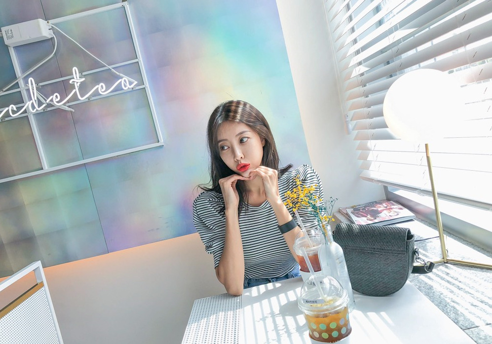 korean-dreams-girls:  Ji Na - June 12, 2018 1st Set