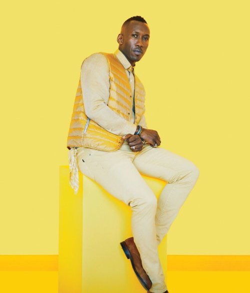 sinnamonscouture:Moonlight Star Mahershala Ali Invents the Color Yellow for GQ Style 