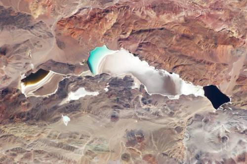 An Andean lake of many colorsThis image taken by an astronaut on the International Space Station pre