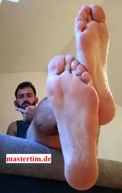 feetpromoter:  #lordofdom the #germanmaster