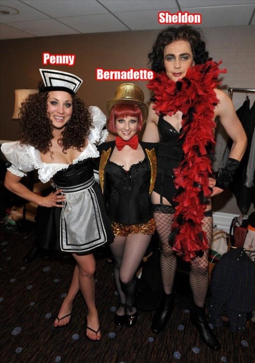 livingforthe-city:  strong-and-stronger:  THIS IS NOT RELATED TO MY BLOG AND I AM SORRY BUT I CANNOT SCROLL PAST SHELDON AS DR. FRANKENFURTER  OH MY GOD THIS IS AMAZING 