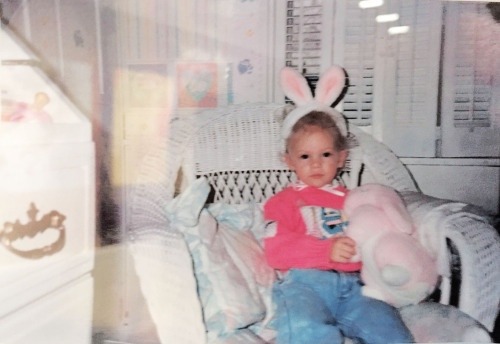 lighthearted-swift: Happy Easter from baby Taylor!