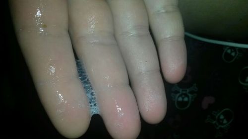 sexyash93:  the end results of waking up horny as fuck and playing with yourself for 2 hours