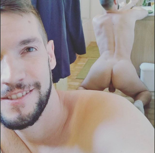 sexynekkidmen:  ilovehisass:  Ass   Models, porn pictures