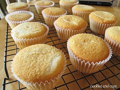 tehkukikookie:  Cotton Candy Cupcakes
