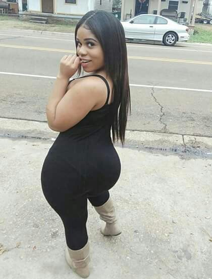 Dem Short Thickk Girls