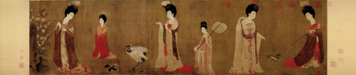 周昉 - 簪花仕女图 （辽宁博物院藏） by Zhou Fang (Tang Dynasty)