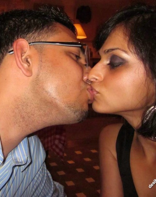 Indian female looking for big cocks