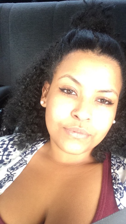 duttydominican:  that lighting