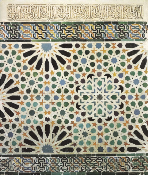 fyeahmoorishiberia:Panel from the Mexuar, the Alhambra, GranadaNasrid period, 14th centuryGlazed mos