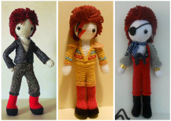 ima-petulant-kitten: futurnow: awwww… cute bowie dolls  @mansonspetspider 