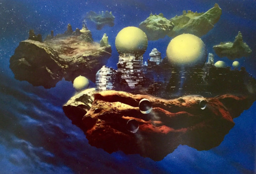Cities In Space. Art By Steve R Dodd, Chris Foss, Steinar Lund, Robert McCall, John Berkey