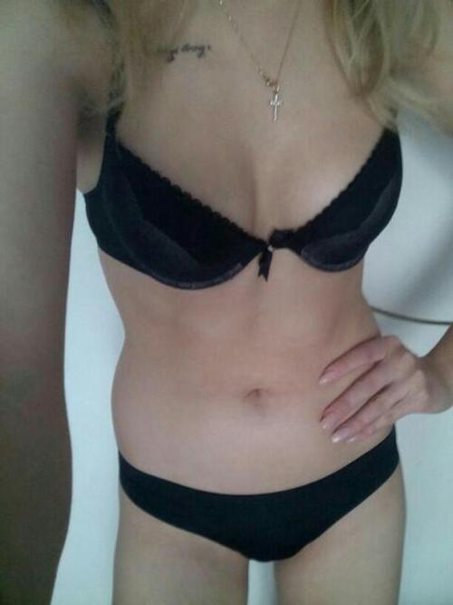 sweet-kristi:Sweet Kristi  Owersome
