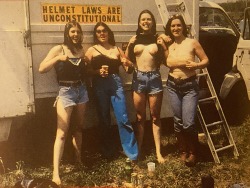 pbr-street-gang:The OL’ LADIES of NEW ENGLAND Biker Lifestyle/April 1982